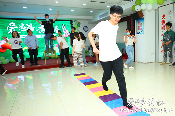 \(yn)ӽ≺ӵף𱬾W(wng)\(yn) ഺ5\(yn)ՕAMek